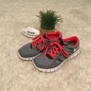 Nike Women’s Free Run 2 Running Shoes